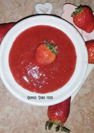 Une photo de Coulis de fraise 🍓🍰
