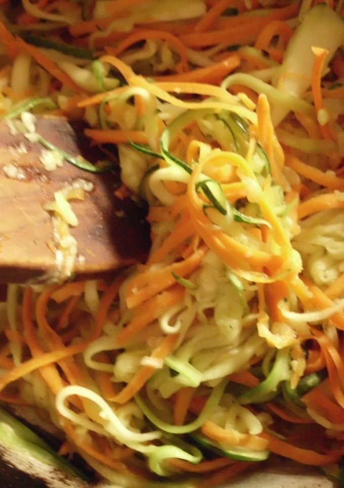 Una foto de Fideos de Zapallito Italiano y Zanahoria