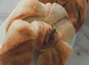 صورة لوصفة معجنات الفيونكة بالقرفة والسكر