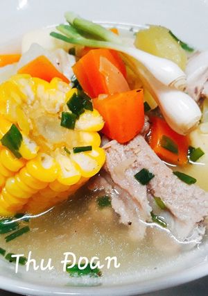Hình của món Canh sườn non nấu rau củ.