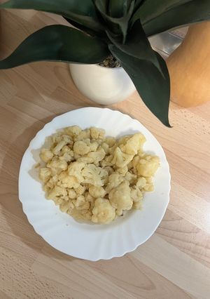 Foto di Cavolfiore in padella con acciughe