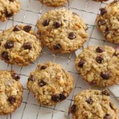 A picture of Oatmeal & Nut Chocolate Chip Cookies.