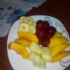 A picture of Fruit platter.