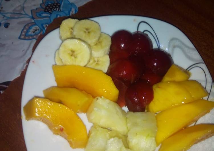 Easiest Way to Prepare Appetizing Fruit platter This is A Recipe That Has Been Tested  From Homemade !!