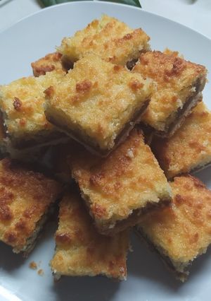 Una foto de Tarta o Cuadrados de  Coco y Dulce de Leche Materos
