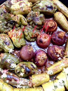 صورة لوصفة اجمل محشي كوسه وفلفل وباذنجان ابيض وبصل بالفرن 😋
