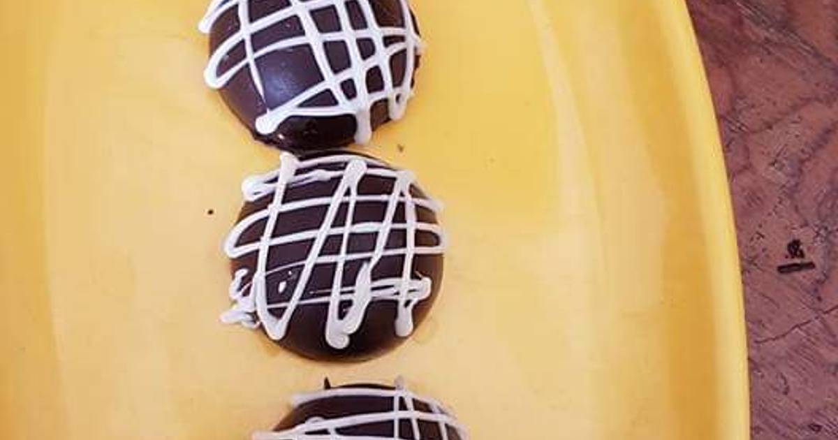Leftover Christmas Cake Rum Balls Recipe by Divya Agrawal Cookpad