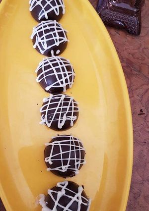 A picture of Leftover Christmas Cake Rum Balls.