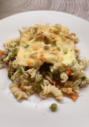 Zöldséges-csirkés tészta recept fotója