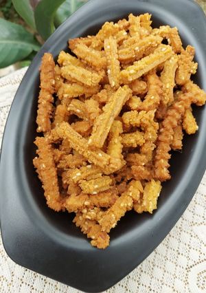 कुरकुरे गेहूं आटे के (kurkure gehu aate ke recipe in Hindi) रेसिपी मुख्य फोटो