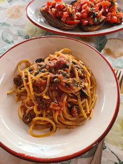 Una foto de Pasta alla puttanesca