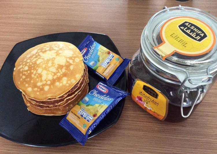 Bagaimana Menyajikan Pancake no mixer, Lezat