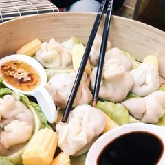 A picture of Shrimps Dumplings.