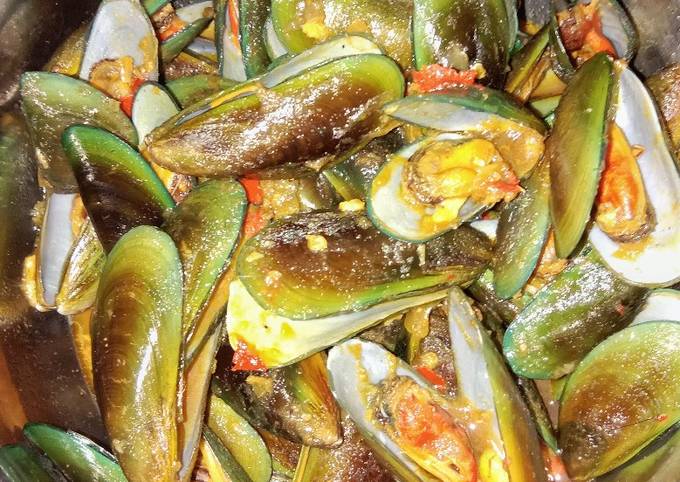 Kerang Hijau Saos Padang