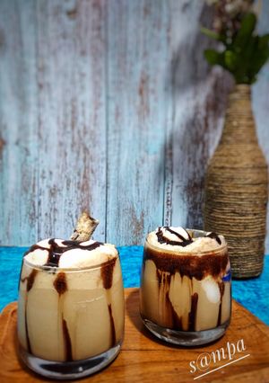 কোল্ড কফি(cold coffee recipe in Bengali) রেসিপির প্রধান ছবি