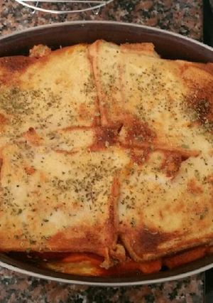 Una foto de Empanada de pan de molde