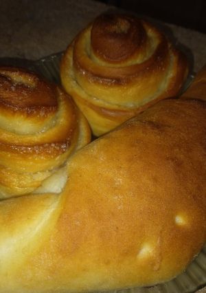 Puha darázsfészek és lekváros óriás kifli :-) recept fotója