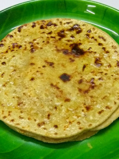 சக்கரவள்ளி கிழங்கு இனிப்பு சப்பாத்தி(sweet potato chapati recipe in tamil) செய்முறை முக்கிய புகைப்படம்