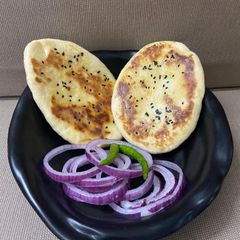 A picture of Dilli Wale Kulche.