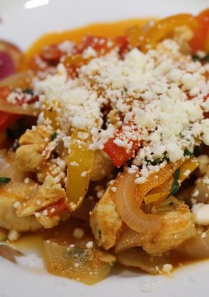A picture of Chicken, Peppers and Goat Cheese Skillet.