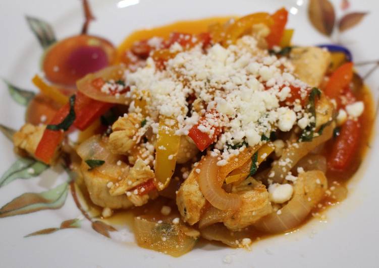 Recipe of Any-night-of-the-week Chicken, Peppers and Goat Cheese Skillet