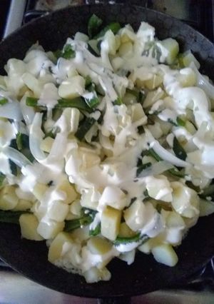 Una foto de Rajas con papas y crema 😋