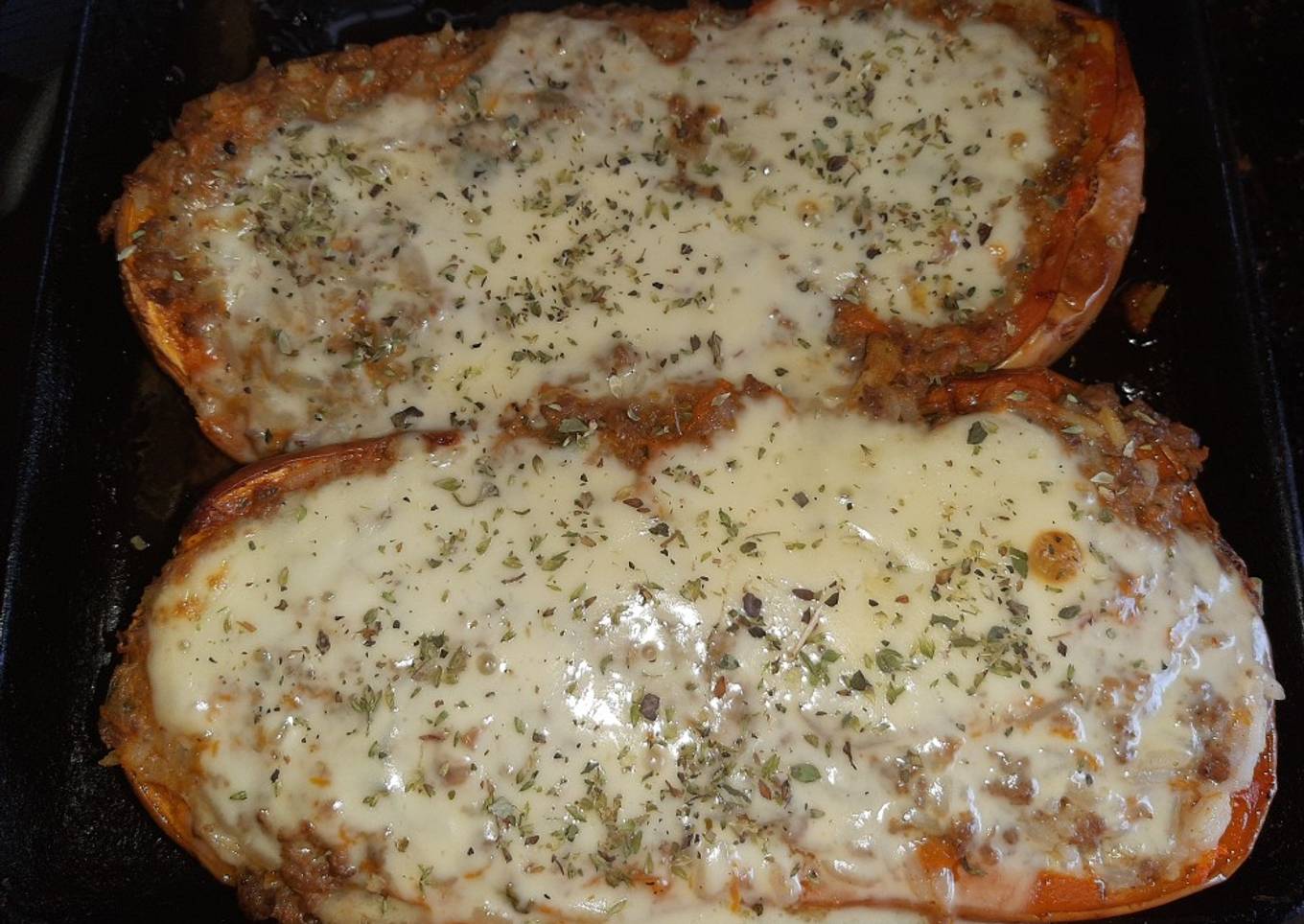 Calabaza rellena con arroz y carne picada