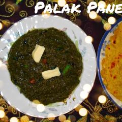 A picture of Palak Paneer.