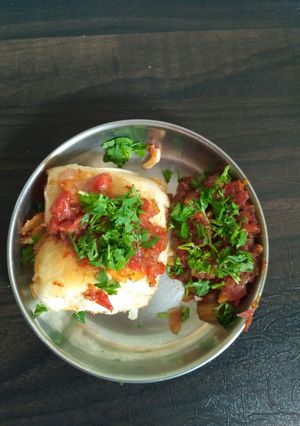 A picture of Masala pav.