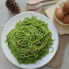 รูปของ Mie hijau sehat