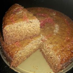 A picture of Strawberry eggless cake.