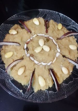 A picture of Suji ka halwa.