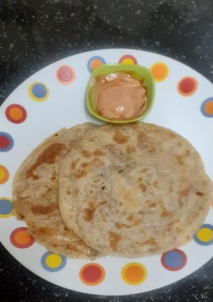 A picture of Cheesy Pizza flavoured Paratha.