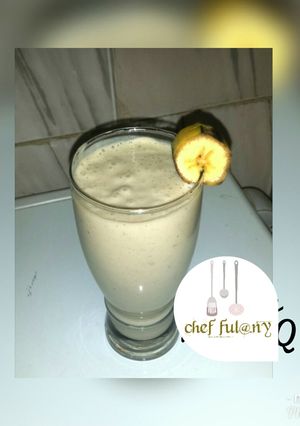 A picture of Banana smoothies by s@lmer ful@rny...