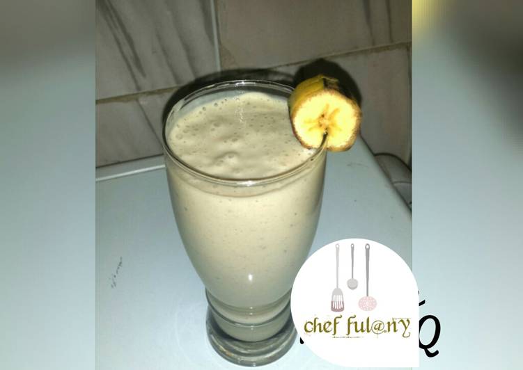 Banana smoothies by s@lmer ful@rny..