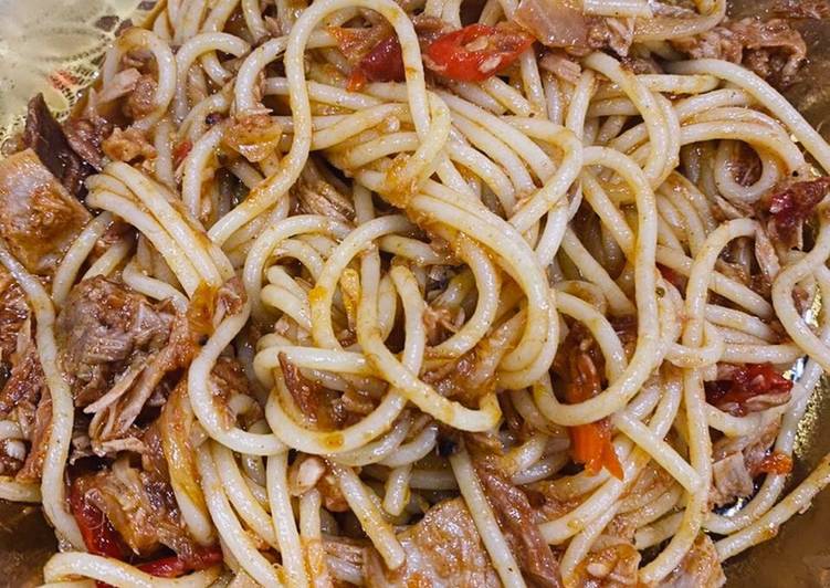 Spaghetti Bolognese Pedas Dengan Tuna