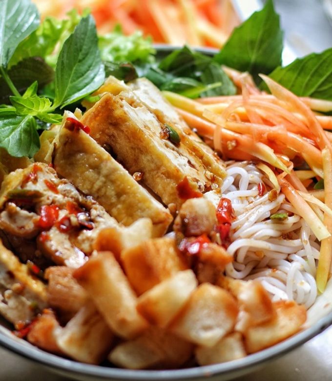 Hình của món MÓN CHAY | BÚN TÀU HỦ NƯỚC TƯƠNG.