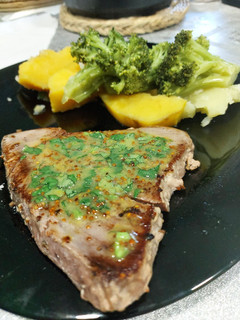 Foto de Atum com molho de mostarda