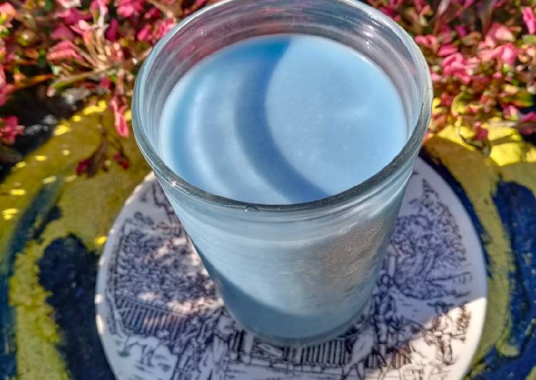 Resep Es Susu Bunga Telang yang Enak Banget