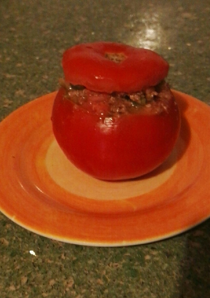 Una foto de Tomate relleno