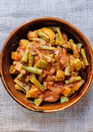 Una foto de Chauchas con papas a la cacerola 🫛 🥔