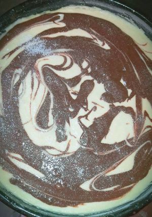 Una foto de Torta marmolada bajita