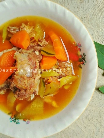 Cara Gampang Membikin Resep Asem Asem Tetelan Sapi yang Enak Banget Anti Ribet, Uenak Banget