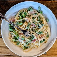 A picture of Bacon & Asparagus Spaghetti.