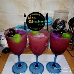 A picture of Grapes juice.