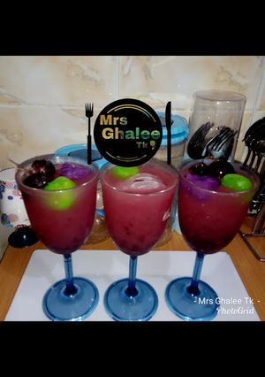 A picture of Grapes juice.
