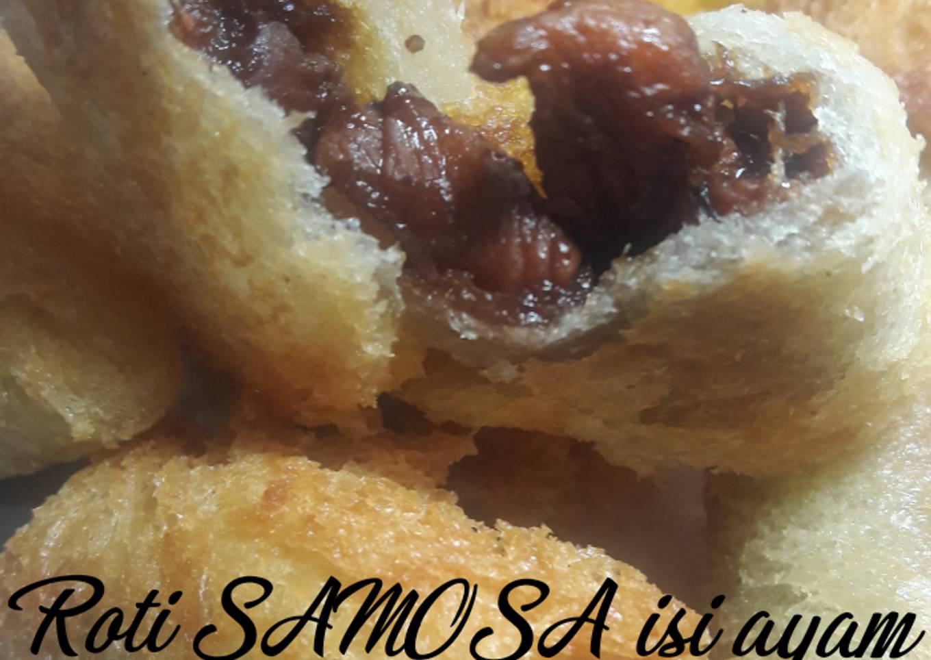 Roti samosa isi ayam