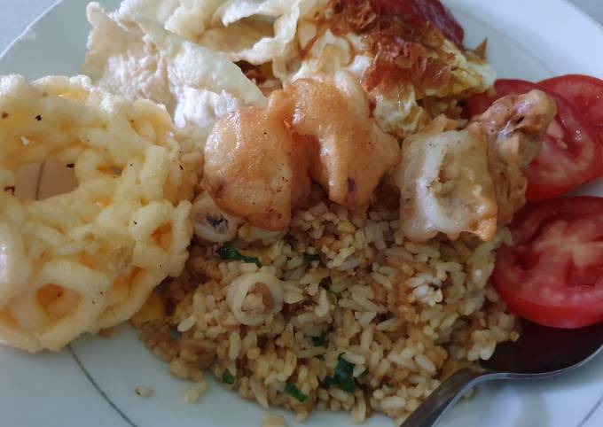 Ini dia! Cara  buat Nasi goreng seafood dengan minyak samin  sempurna