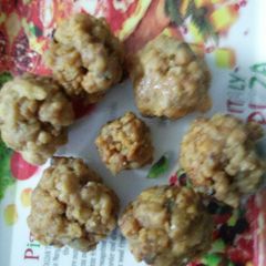 A picture of Cottage cheese ladoo.