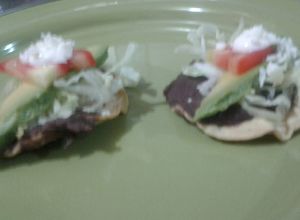 Una foto de Tostaditas bocadillo para un antojito deliciiioso